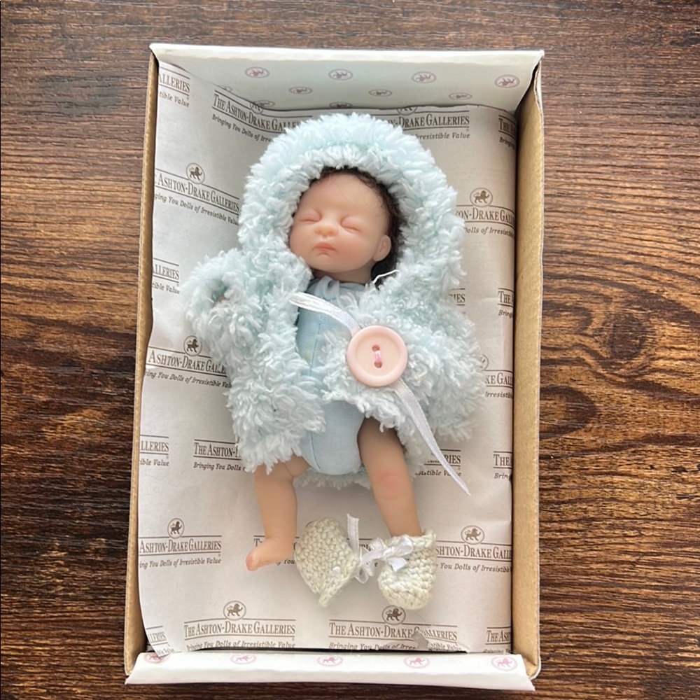 Ashton-Drake Blue Hooded Baby Doll with Faux Fur Coat